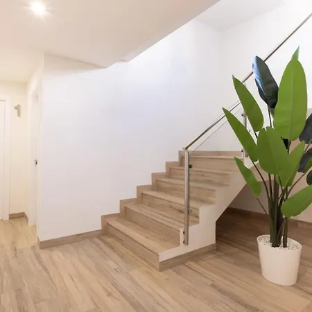 El Sueno Del Buho 3. Chimenea Y Terraza. * בסייטה